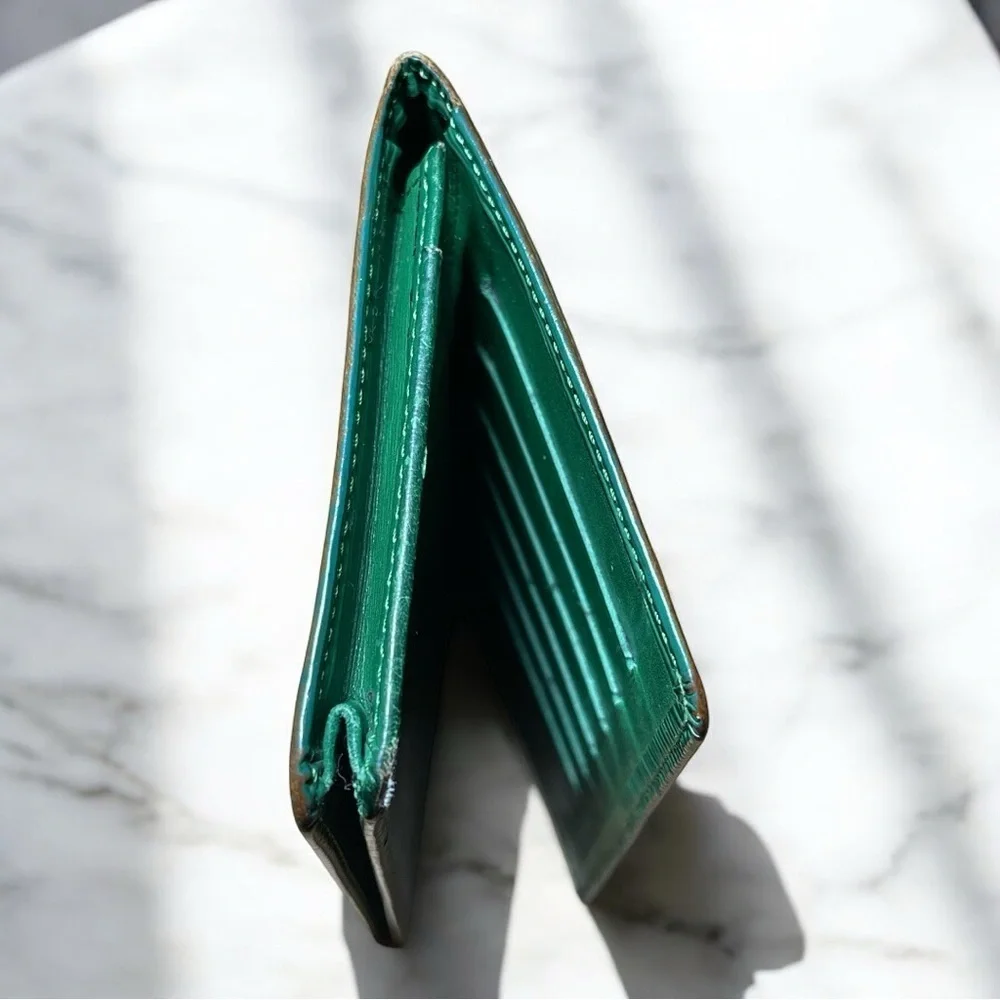 Louis Vuitton Epi wallet
